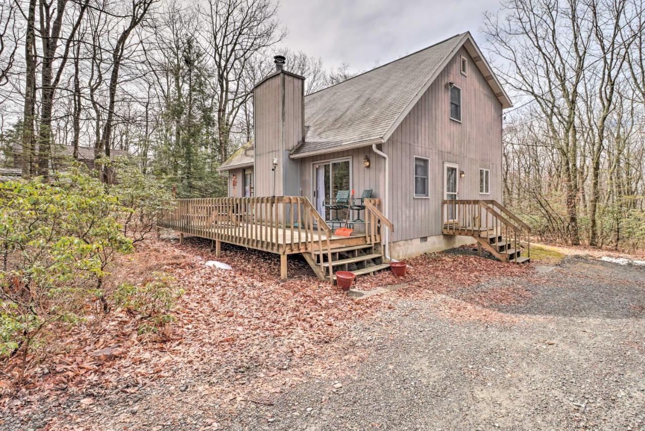 Secluded Poconos Home With Decks About 1 Mi To Lake Jim Thorpe Kültér fotó